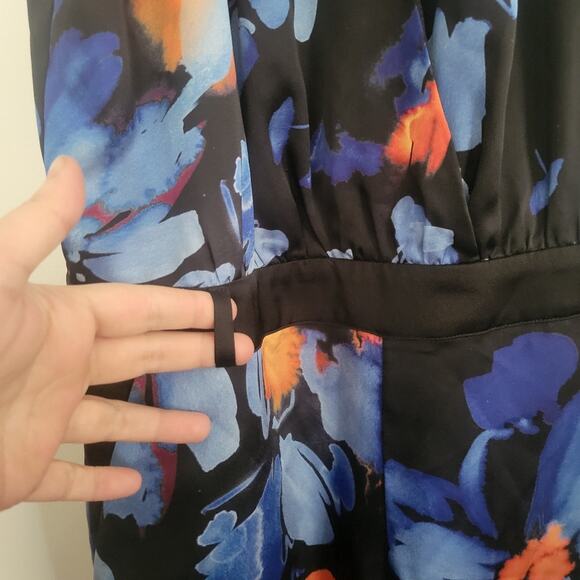 Size 4 Marciano navy blue and orange floral jump suit, deep v front and back - Picture 5 of 7